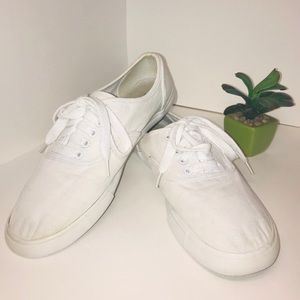 🔴SALE! Mossimo Canvas Sneakers